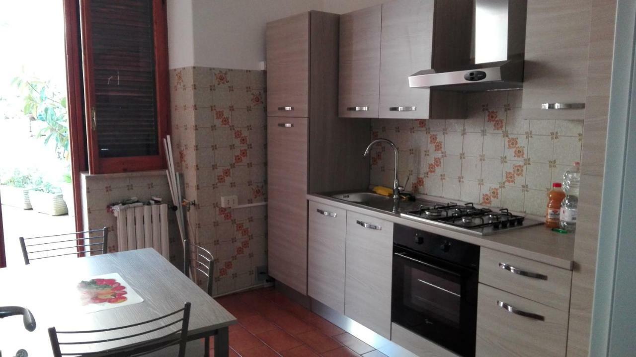 Acasadivalentina Villa Maranola Luaran gambar